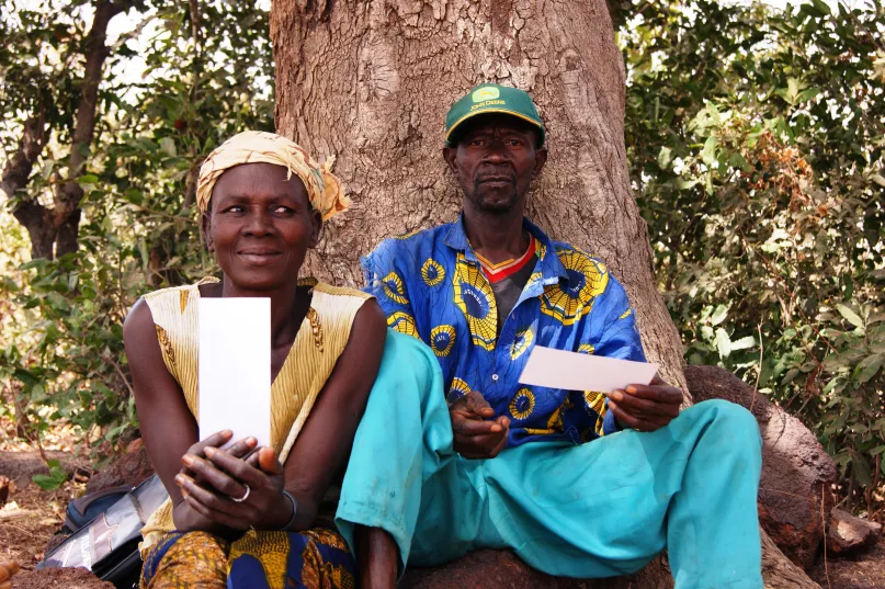 Clients de microfinance au Burkina Faso. 