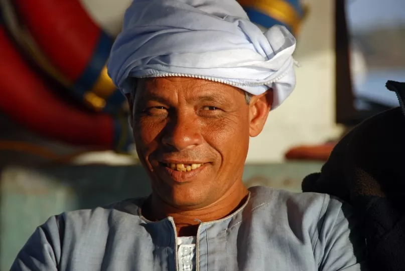 رجل مصري في الزي التقليدي الريفي. تصوير كيم اون يول، البنك الدولي 2008.