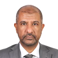 صورة للسيد يوسف الكريمي، الرئيس التنفيذي لبنك الكريمي الإسلامي للتمويل الأصغر في اليمن