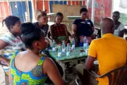 A focus group discussion discussing women’s experiences with DFS, Yopougon, Côte d’Ivoire. Photo credit: Caribou Digital.