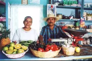 Puesto de Vegetales por R. Mertens, México, Concurso de Fotografía, CGAP 2006.