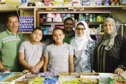 عائلة مستفيدة من التمويل الأصغر في الأردن. الوكالة الألمانية للتنمية 2018.